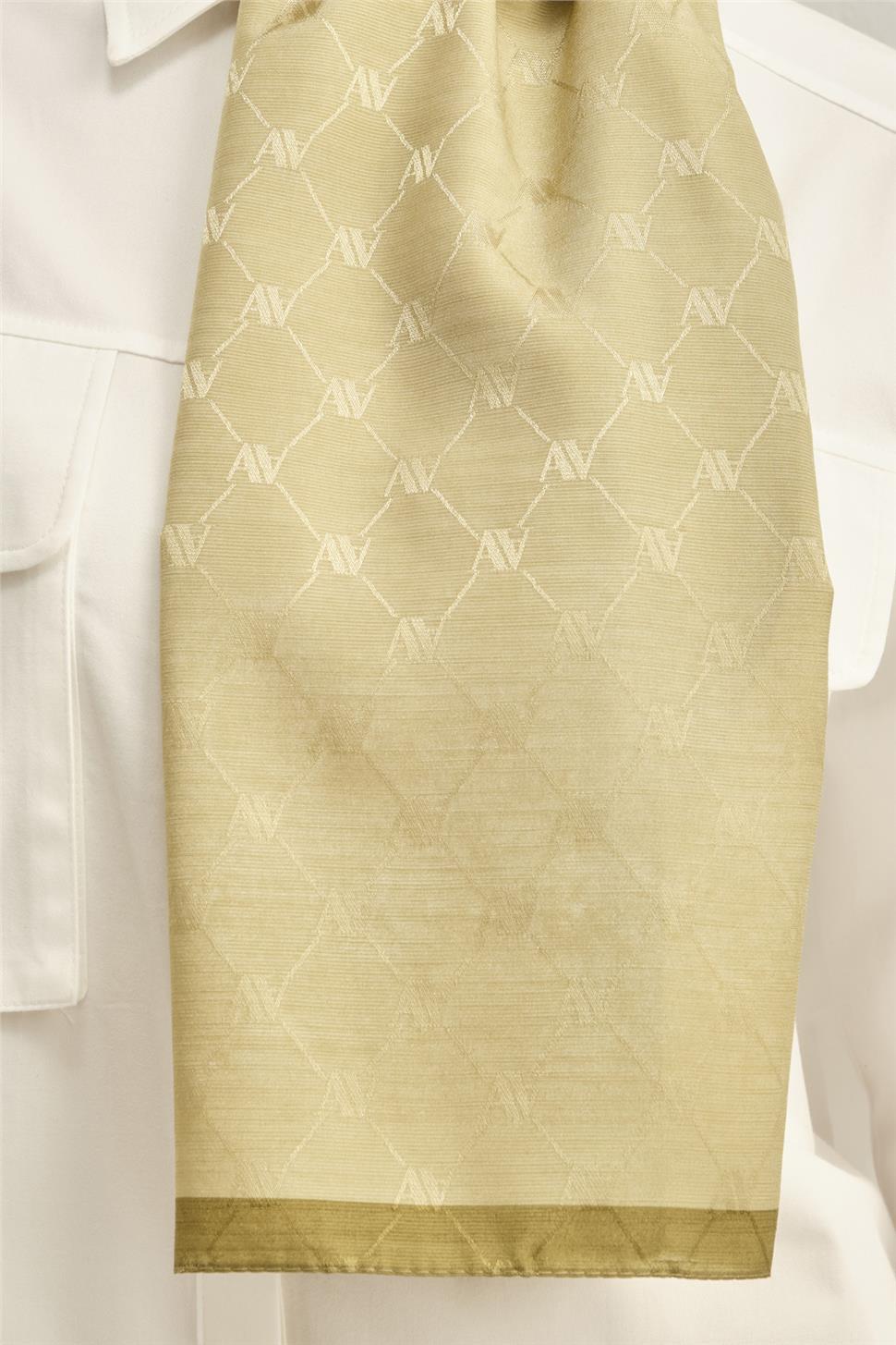 armine-trend-monogram-sal-2-a00-aa.jpg