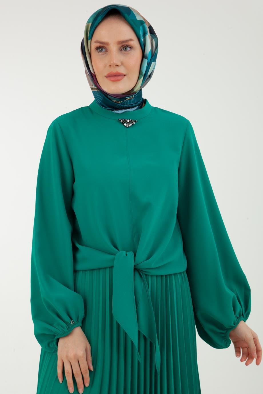 ARMİNE TREND Önden Bağlamalı Bluz ve Piliseli Etekli İkili Takım-Benetton Yeşili 23YT602