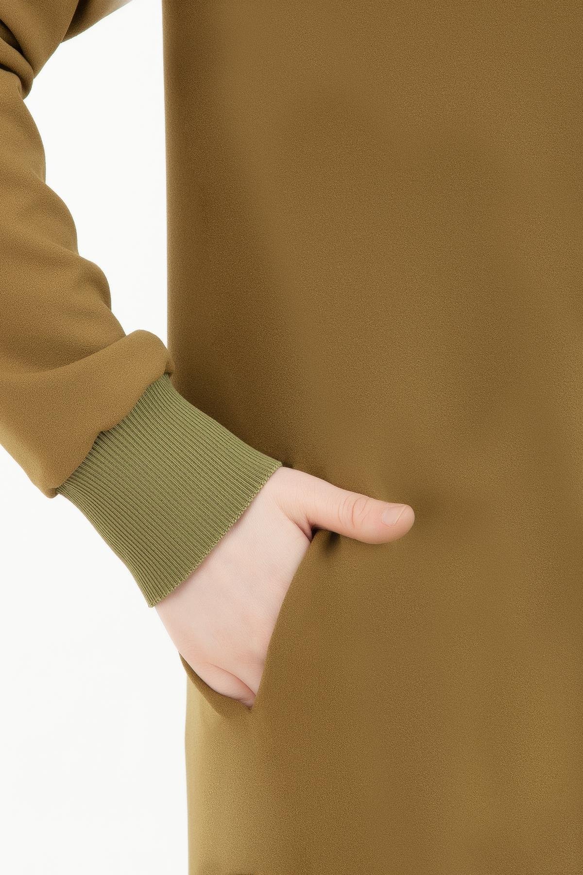 ARMİNE TREND Örme Kumaş Yakası Fermuarlı Ribanalı Kışlık Tunik-Olive 23KT442