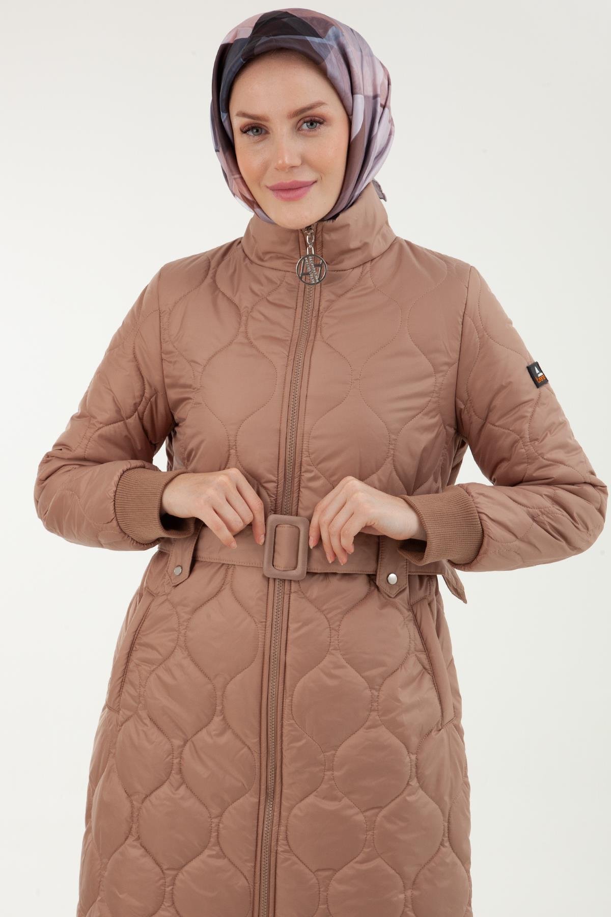 ARMİNE TREND Soğan Desenli Beli Kemerli Kapitone Kap-Vizon 22KT727