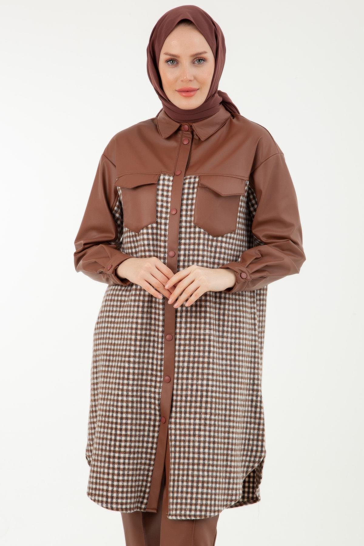 ARMİNE TREND Suni Deri Detaylı Ekose Desenli Çıt Çıtlı Pamuk Karışımlı Tunik-Camel 23KT403