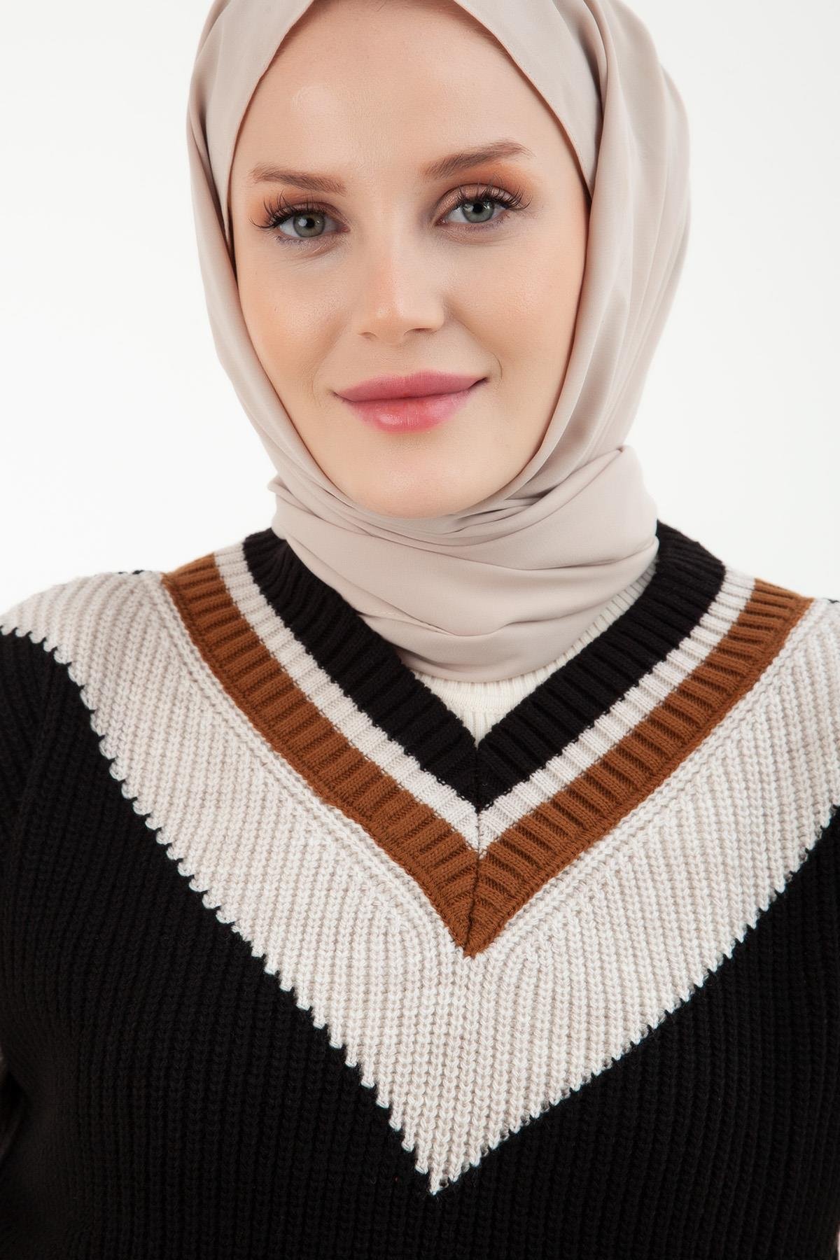 ARMİNE TREND V Yaka Süveter-Siyah 22KD4212