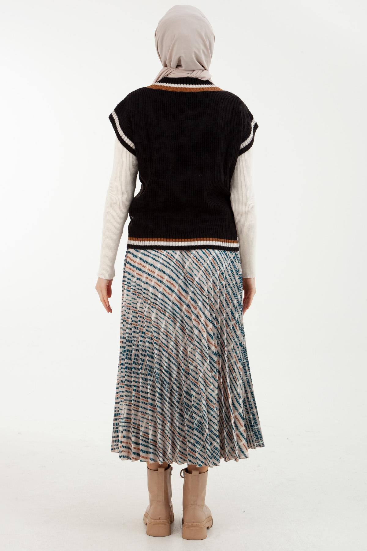 ARMİNE TREND V Yaka Süveter-Siyah 22KD4212