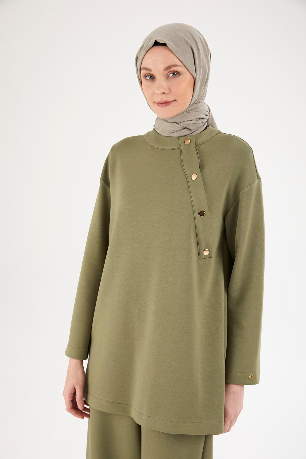 ARMİNE TREND Yakadan Düğme Detaylı Pantolonlu İkili Takım-Haki 25YT615