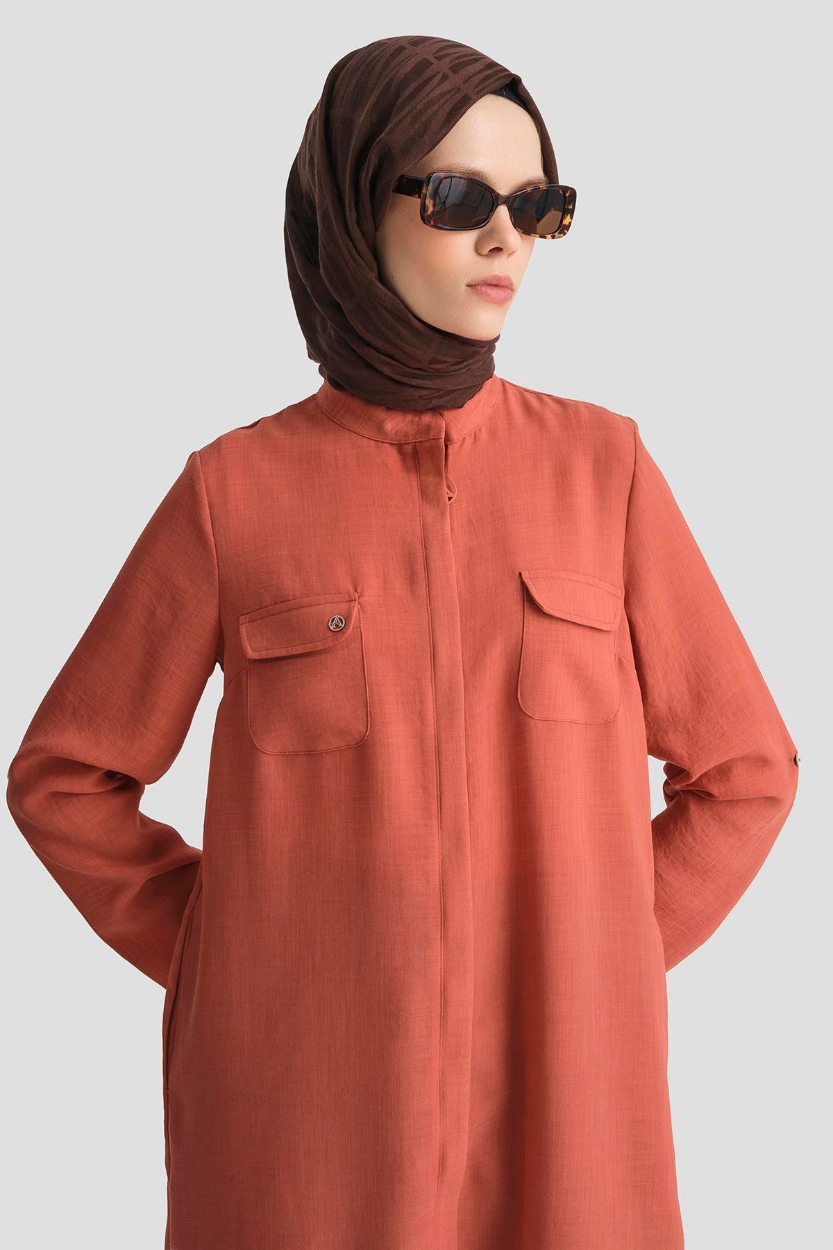 ARMİNE TREND Yakaları Cepli Gizli Fermuarlı Tunik-Tarçın 25YT4138