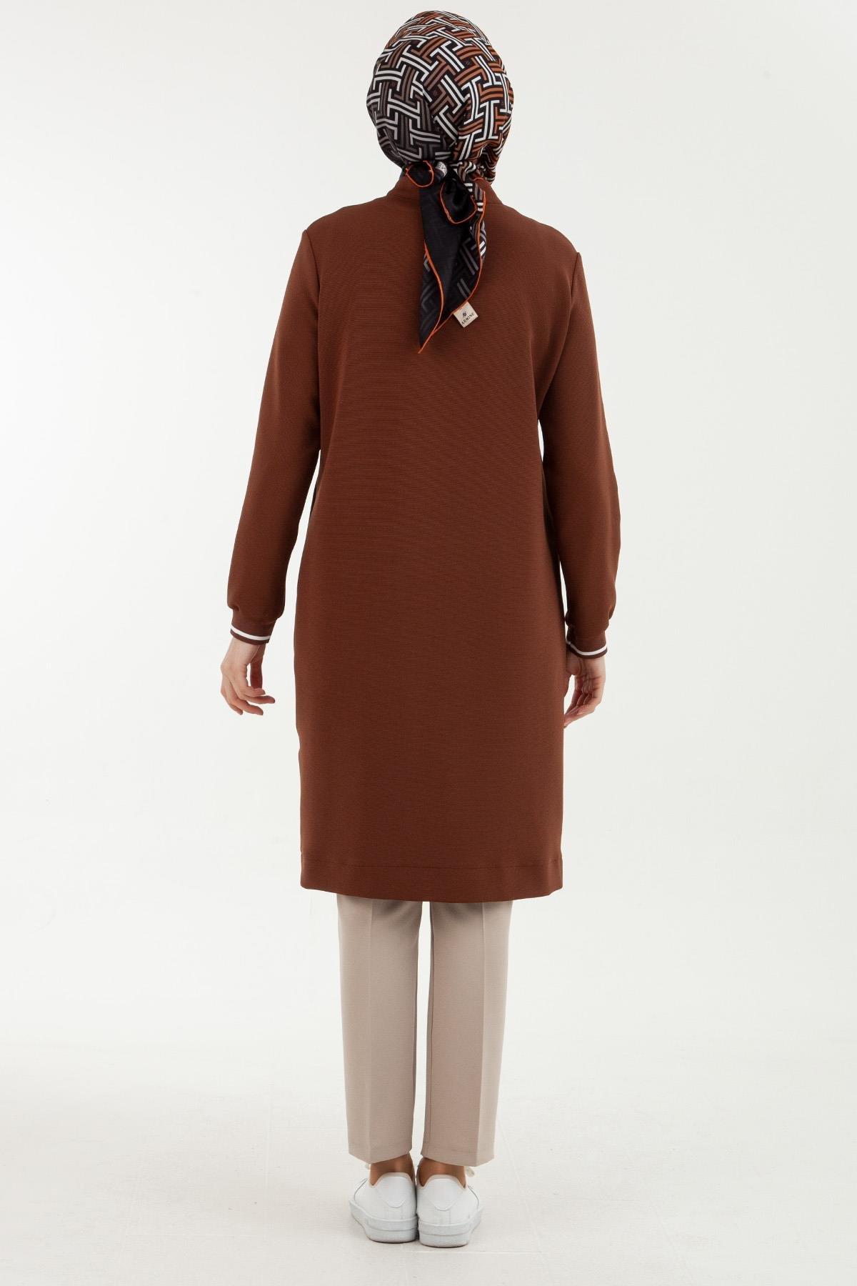 ARMİNE TREND Yakası Fermuarlı Kolları Ribanalı Örme Kumaş Tunik-Kahve 23KT439
