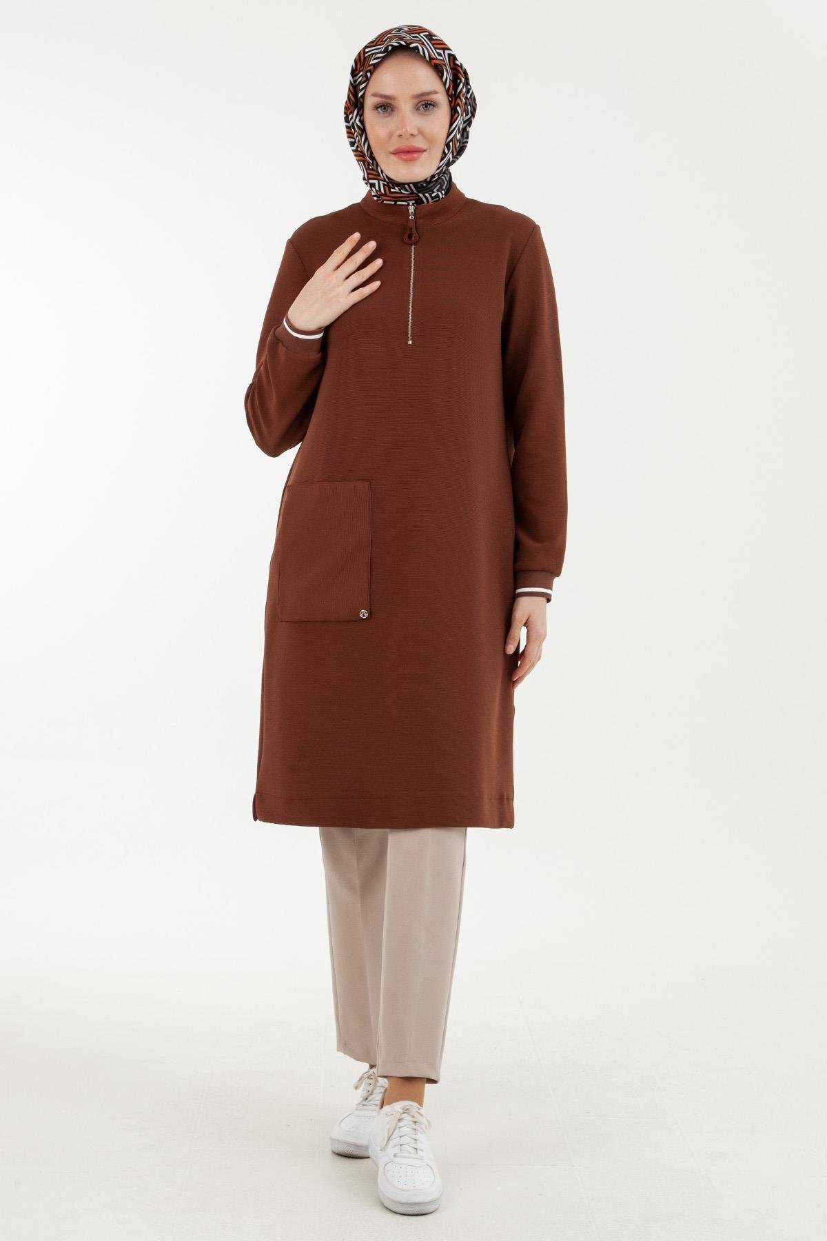 ARMİNE TREND Yakası Fermuarlı Kolları Ribanalı Örme Kumaş Tunik-Kahve 23KT439