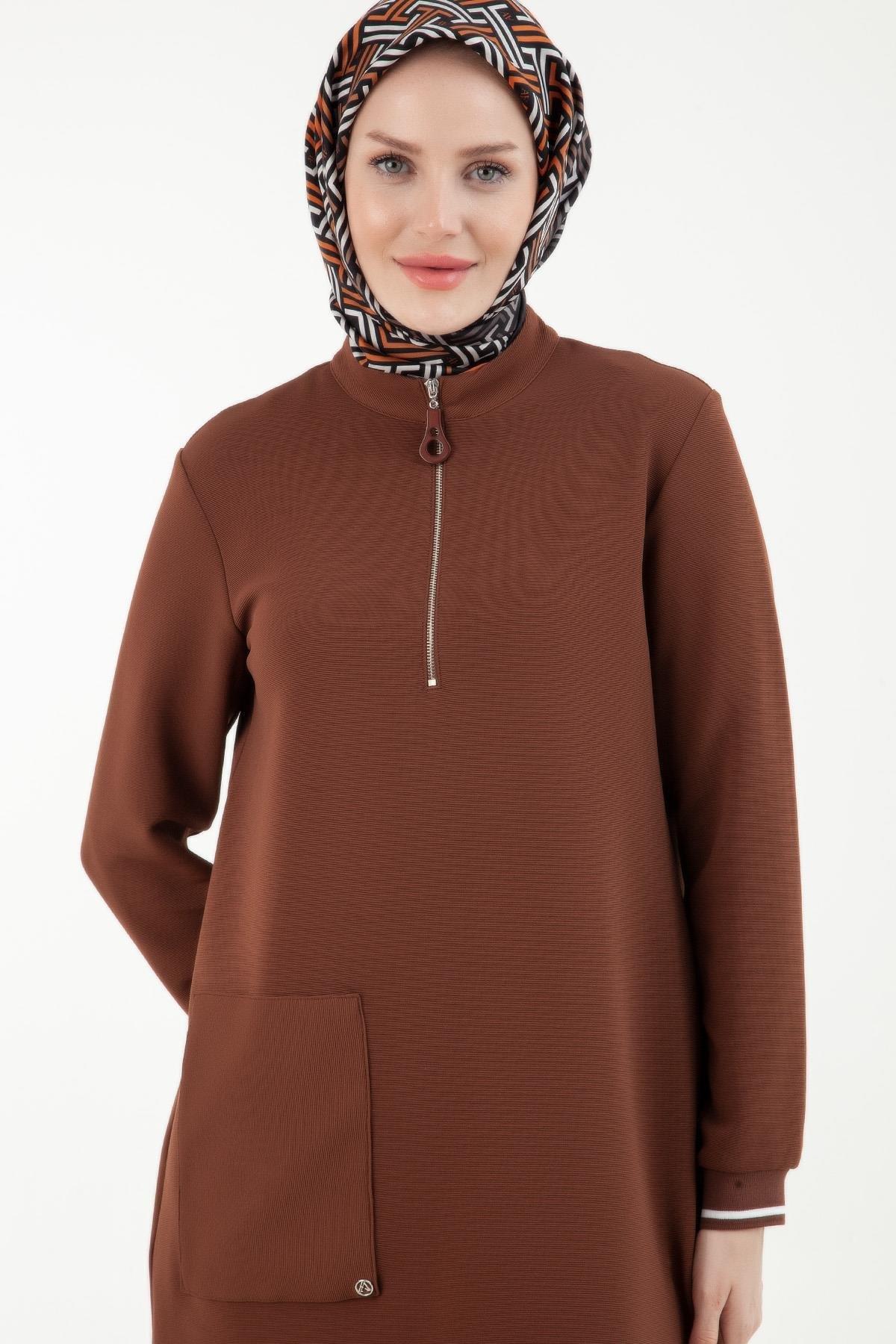 ARMİNE TREND Yakası Fermuarlı Kolları Ribanalı Örme Kumaş Tunik-Kahve 23KT439