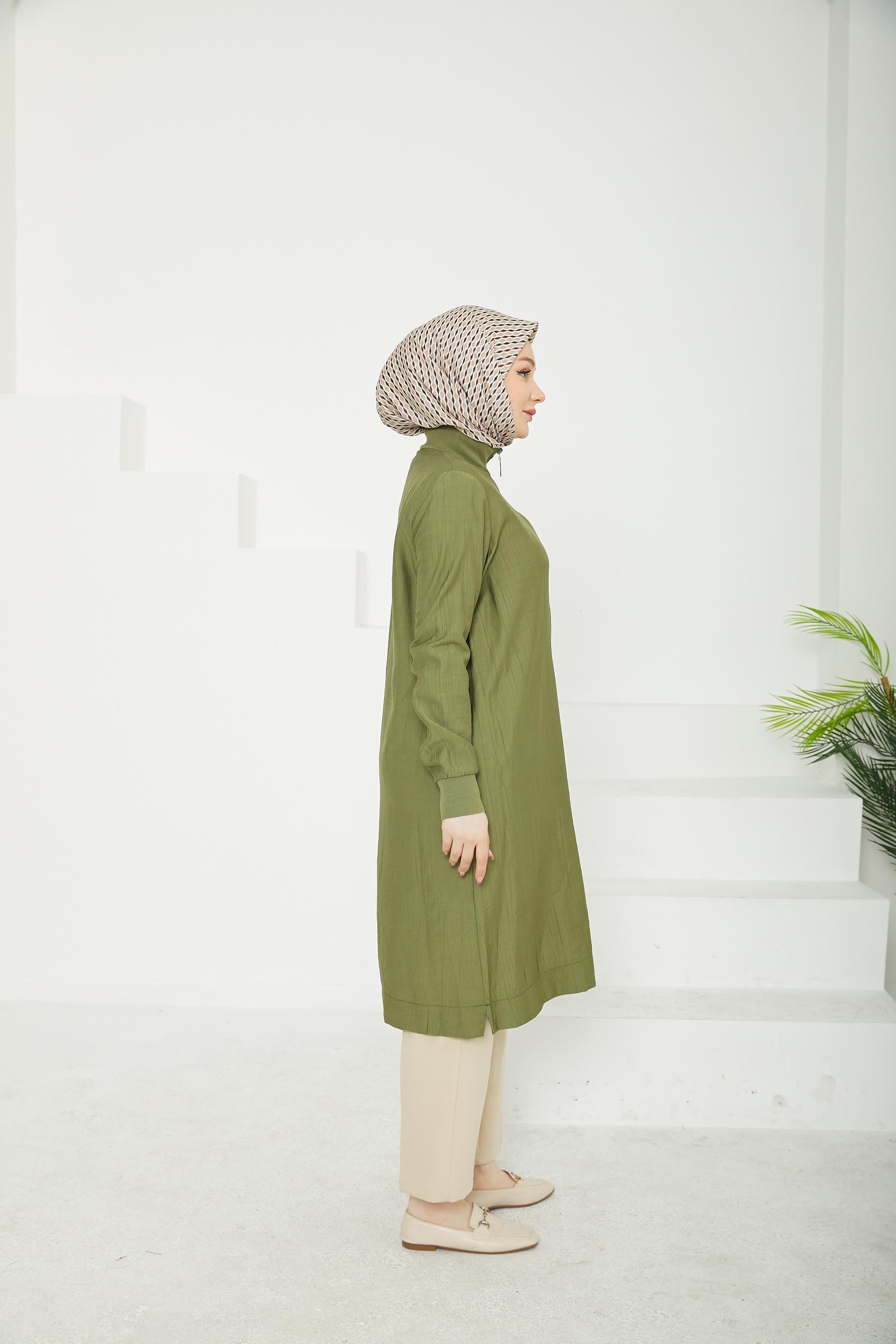 ARMİNE TREND Yarım Fermuarlı Kolları ve Yakası Ribanalı Tunik-Haki-25YT433