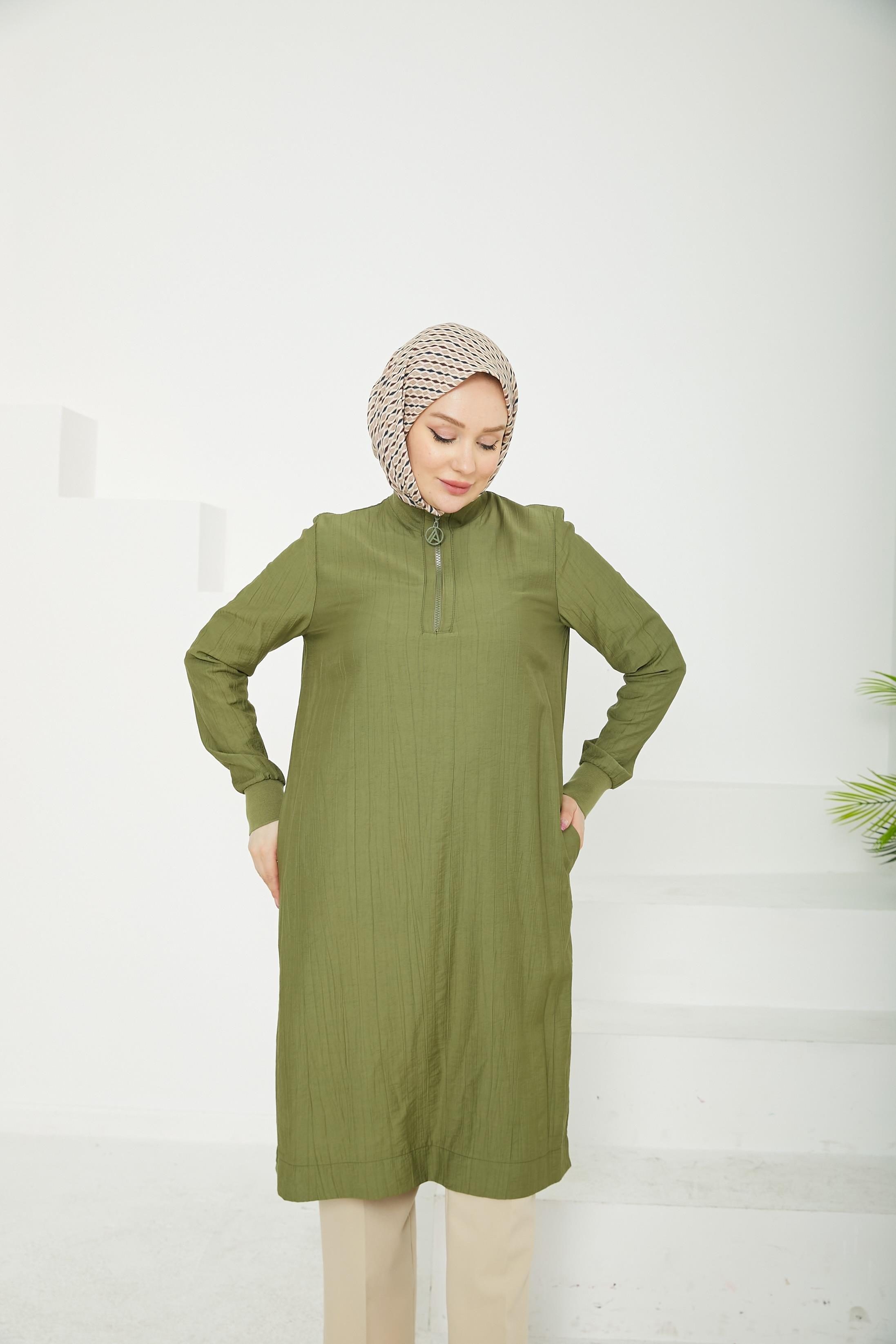 ARMİNE TREND Yarım Fermuarlı Kolları ve Yakası Ribanalı Tunik-Haki-25YT433