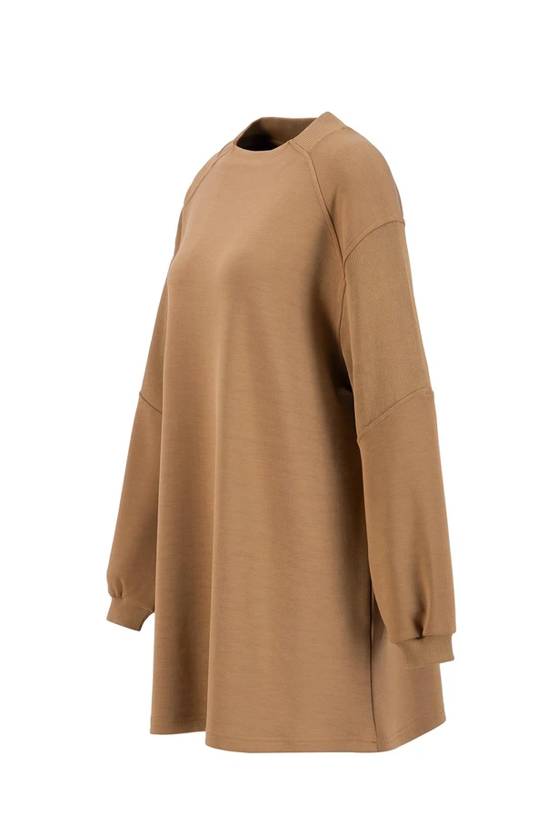 24KD6810 Armine Sweat