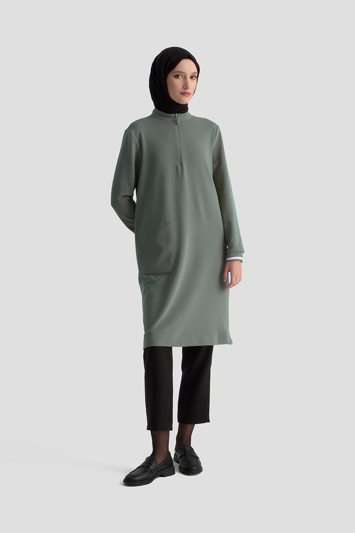 ARMİNE TREND Kolları Ribanalı Yarım Fermuarlı Tunik Haki 25KT443