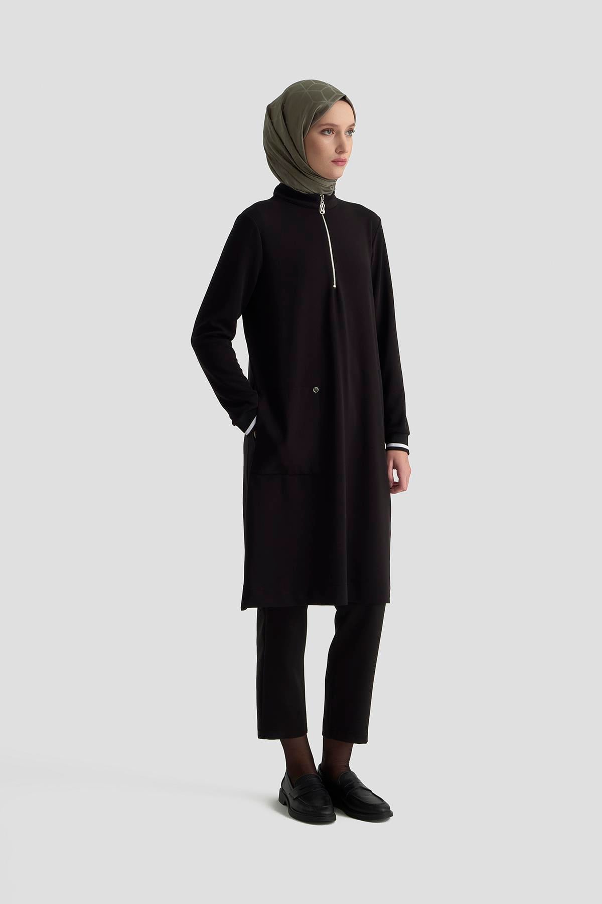 ARMİNE TREND Kolları Ribanalı Yarım Fermuarlı Tunik Siyah 25KT443