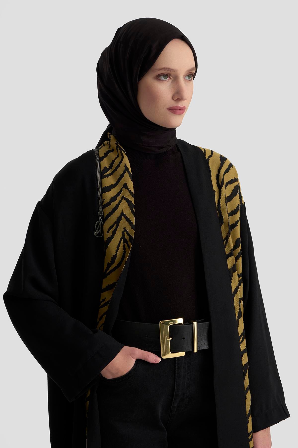 ARMİNE TREND Zebra Desenli Salaş Kesim Cepli Yelek Yağ Yeşili 25KT522