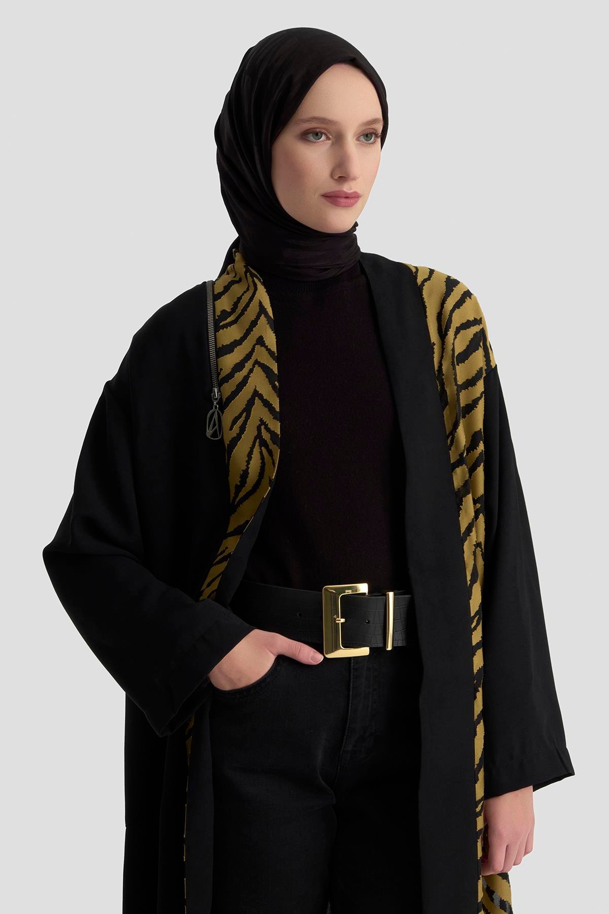 ARMİNE TREND Zebra Desenli Salaş Kesim Cepli Yelek Yağ Yeşili 25KT522