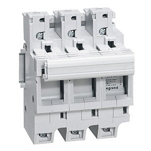 LEGRAND 021504Legrand Kartuş sigorta yuvası 3P (14X51 kartuşlar için)Legrand 3 Kutup{ubercoelektromarket}