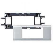 LEGRAND 011206Legrand Alüminyum DLP Gulot Kanalı İçin Sistem Armada Mekanizma Kaidesi - 6 Modül, Kapak Genişliği 65 mmLegrand Alüminyum DLP Gulot Kanalı İçin Sistem Armada{ubercoelektromarket}