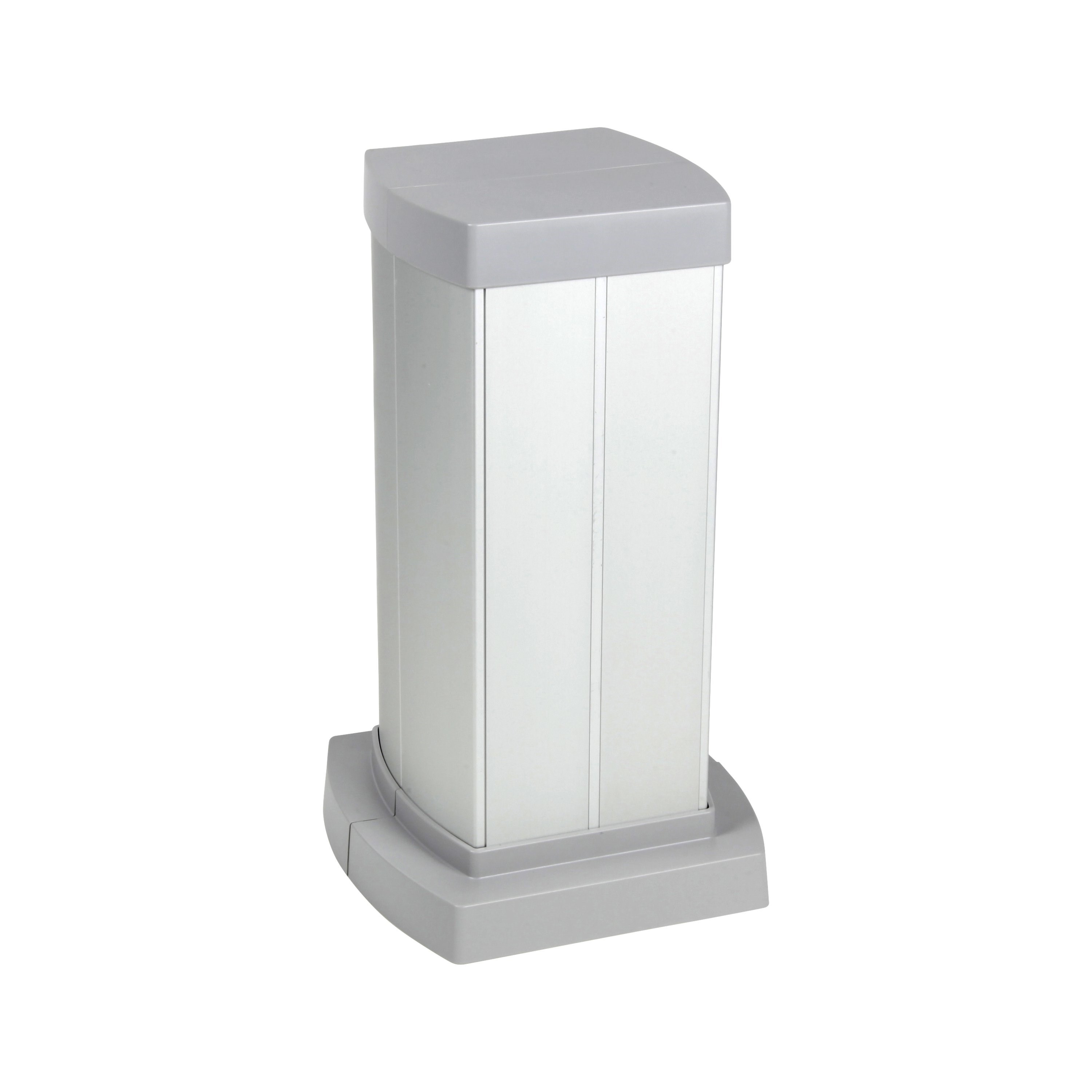 LEGRAND 653041Legrand Alüminyum gövde ve kapak, 0.30 m - Alüminyum (6 530 41)Legrand Alüminyum gövde ve kapak, 0.30 m - Alüminyum{ubercoelektromarket}