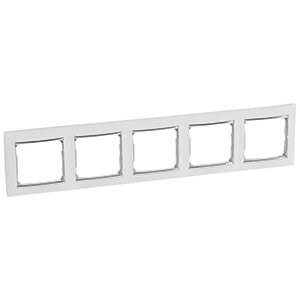 LEGRAND 770495Legrand Çerçeveler - Beşli - Beyaz / Gümüş bantlıLegrand Çerçeveler - Beşli - Beyaz - Gümüş bantlı{ubercoelektromarket}
