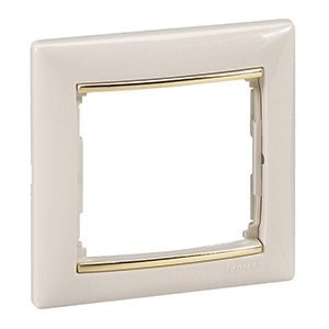 LEGRAND 774151Legrand Çerçeveler - Tekli - Bej / Altın bantlıLegrand Çerçeveler - Tekli - Bej - Altın bantlı{ubercoelektromarket}