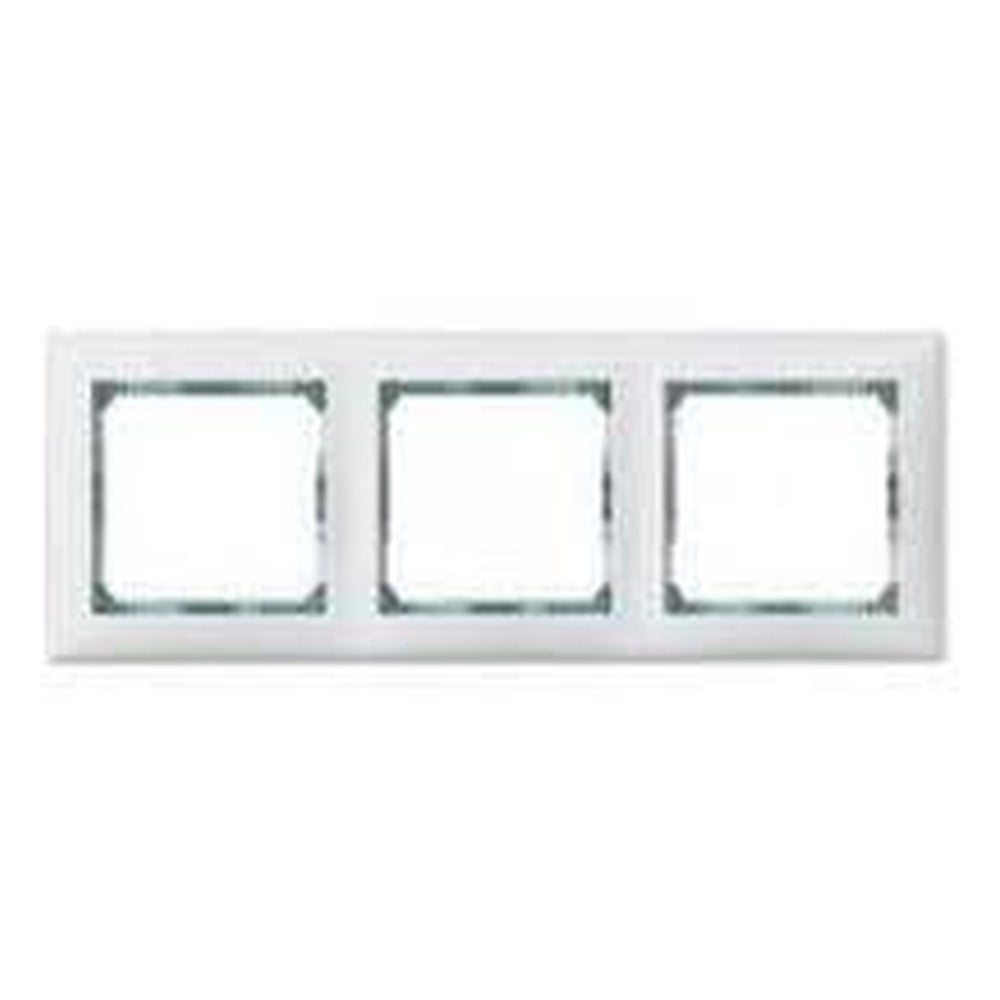 LEGRAND 774463Legrand Çerçeveler - Üçlü Yatay - Beyaz / Kristal bantlıLegrand Çerçeveler - Üçlü Yatay - Beyaz - Kristal bantlı{ubercoelektromarket}