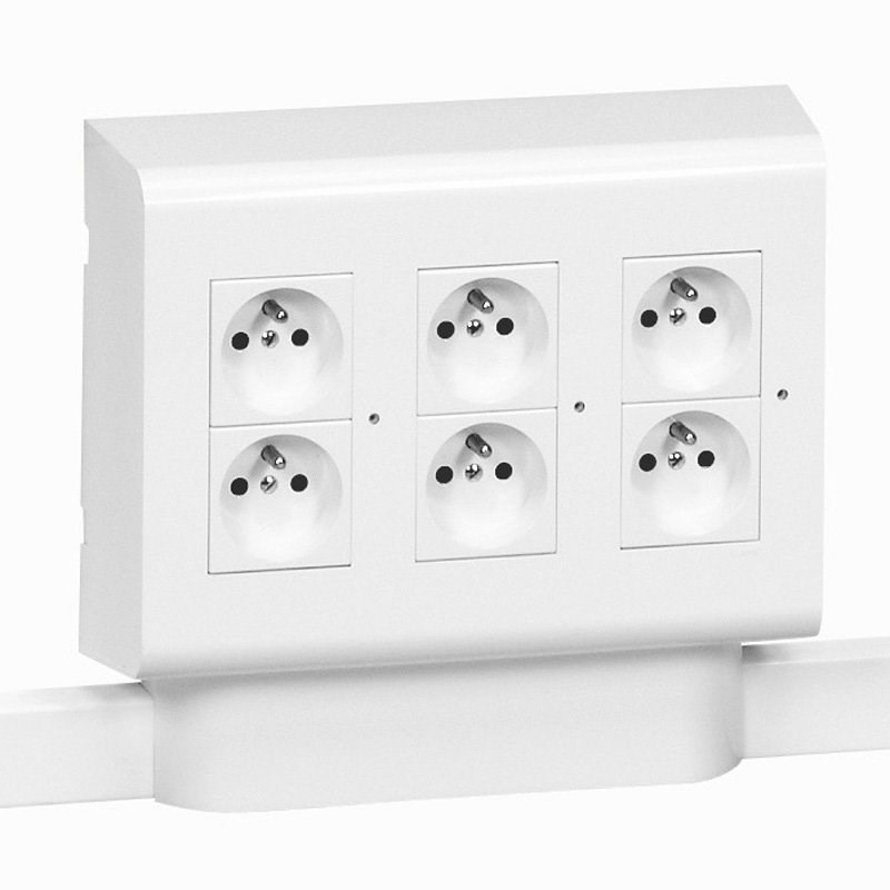 LEGRAND 031622Legrand DLPlus İnce Kanal Sistem Armada Çerçeve Bağlantı Aksesuarı - 3x4 ModülLegrand DLPlus İnce Kanal Sistem Armada Çerçeve Bağlantı{ubercoelektromarket}