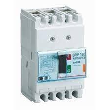 LEGRAND 420043Legrand DPX3 160 Kompakt Şalter - Termik manyetik - 3 kutup - Icu(kA) 25 - In(A) 63Legrand DPX3 160 Kompakt Şalter - Termik manyetik - 3 kutup{ubercoelektromarket}