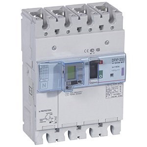 LEGRAND 420387Legrand DPX3 250 Kompakt Şalter - Elektronik korumalı - 4 kutup - Entegre kaçak akım modüllü - Icu(kA) 50 - In(A) 160Legrand DPX3 250 Kompakt Şalter - Elektronik korumalı - 4{ubercoelektromarket}