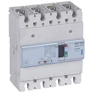 LEGRAND 420618Legrand DPX3 250 Kompakt Şalter - Termik manyetik - 4 kutup - Icu(kA) 70 - In(A) 200Legrand DPX3 250 Kompakt Şalter - Termik manyetik - 4 kutup{ubercoelektromarket}