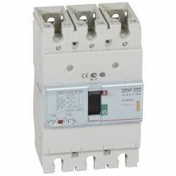 LEGRAND 420208Legrand DPX3 250 Kompakt Şalter - Termik manyetik - 3 kutup - Icu(kA) 25 - In(A) 200Legrand DPX3 250 Kompakt Şalter - Termik manyetik - 3 kutup{ubercoelektromarket}