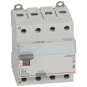 LEGRAND 411665Legrand DX3 Kaçak Akım Koruma Anahtarı - AC tipi - 300 mA - 4 kutup - In(A) 40Legrand DX3 Kaçak Akım Koruma Anahtarı - AC tipi - 300 mA{ubercoelektromarket}