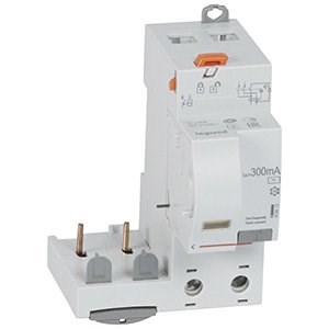 LEGRAND 410413Legrand DX3 Yana Montaj Kaçak Akım Koruma Modülü - AC Tipi - Hassasiyet 300 mA - 2 kutup - In(A) 40Legrand DX3 Yana Montaj Kaçak Akım Koruma Modülü - AC Tipi{ubercoelektromarket}