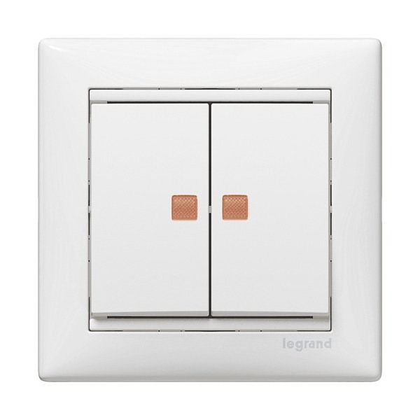 LEGRAND 774428Legrand Işıklı Kumanda Mekanizmaları - Işıklı Komütatör - BeyazLegrand Işıklı Kumanda Mekanizmaları - Işıklı Komütatör{ubercoelektromarket}