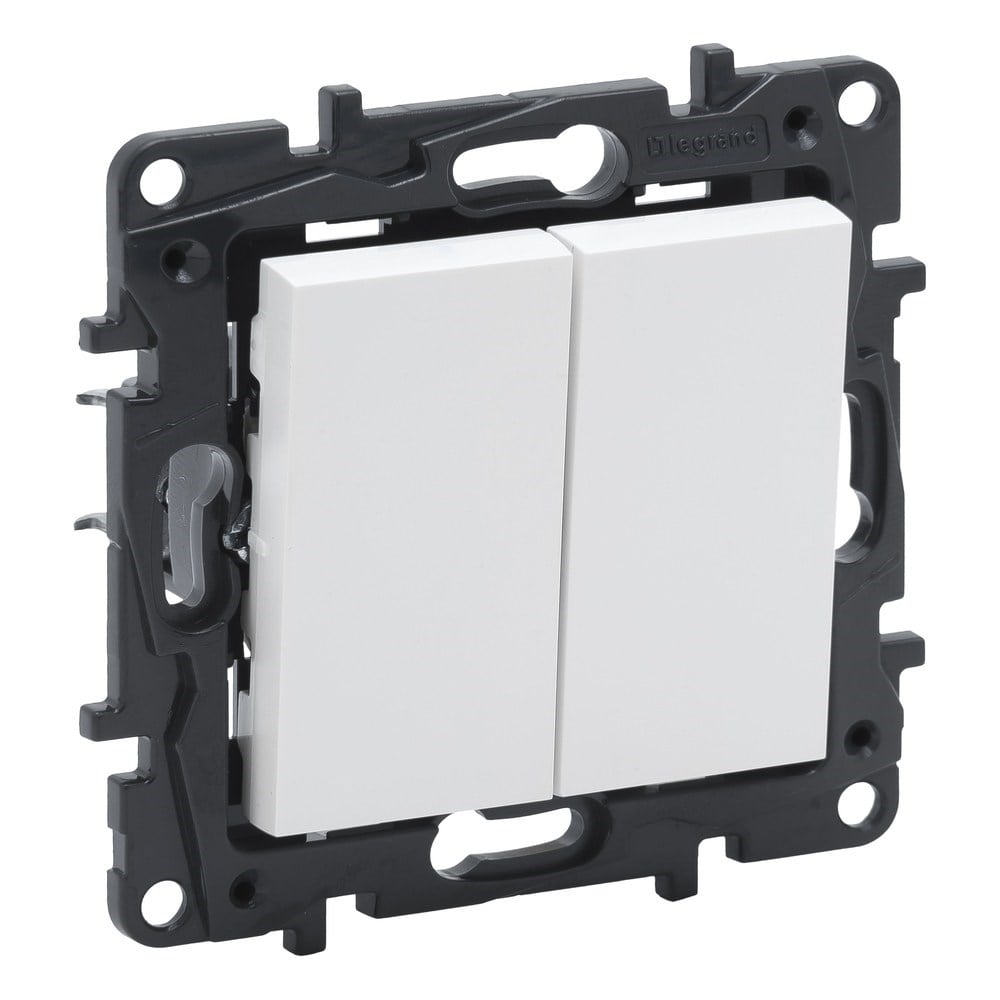 LEGRAND 774405Legrand Kumanda Mekanizmaları - Komütatör - Beyaz (7 744 05)Legrand Kumanda Mekanizmaları - Komütatör - Beyaz{ubercoelektromarket}