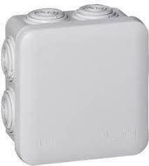 LEGRAND 092012Legrand Plexo Buat - Kare, Rakorlu Giriş 7 Adet, 80x80x45mmLegrand Plexo Buat - Kare, Rakorlu Giriş 7 Adet, 80x80x45mm{ubercoelektromarket}