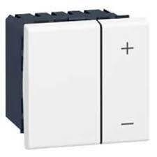 LEGRAND 078404Legrand Sistem Armada - Dimmer - 1 Bölge Kontrolü - 0-10 V 600 VA - BeyazLegrand Sistem Armada - Dimmer - 1 Bölge Kontrolü - 0-10 V{ubercoelektromarket}