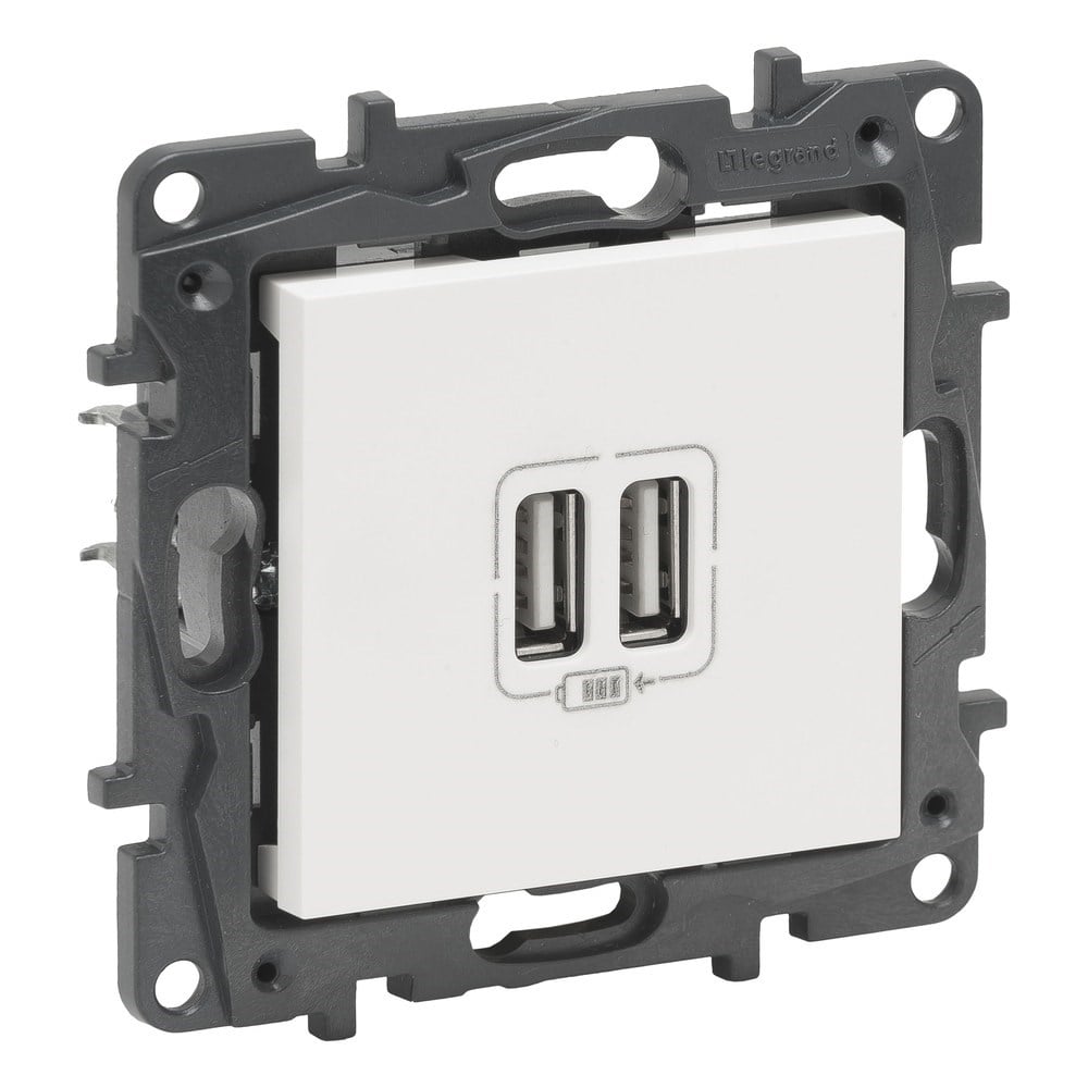 LEGRAND 767194Legrand USB Şarj Prizi - İkili USB şarj prizi, 2400 mA - BeyazLegrand USB Şarj Prizi - İkili USB şarj prizi, 2400 mA{ubercoelektromarket}