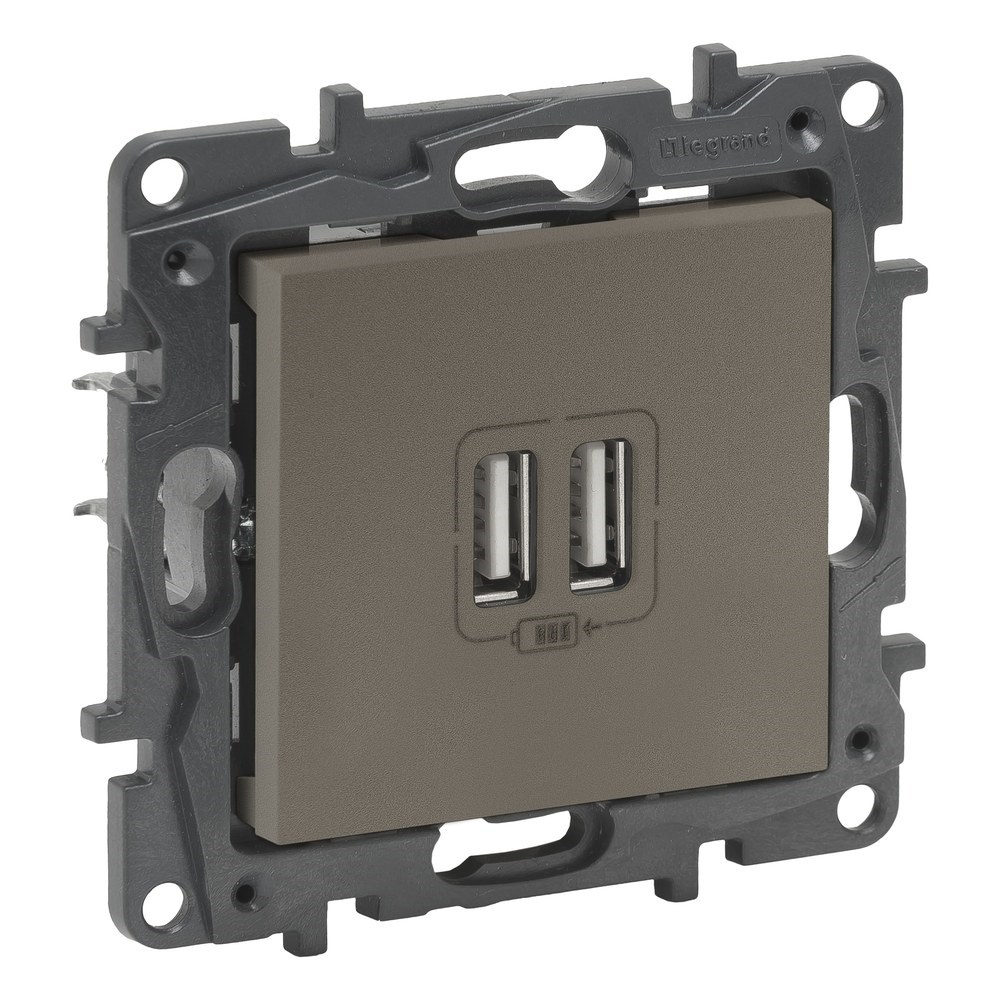 LEGRAND 768594Legrand USB Şarj Prizi - İkili USB şarj prizi, 2400mA - BronzLegrand USB Şarj Prizi - İkili USB şarj prizi, 2400mA{ubercoelektromarket}