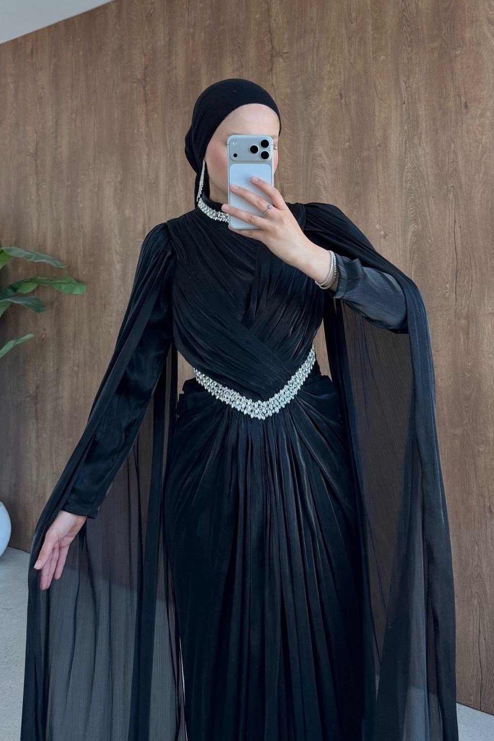 Diana Pelerin Detay Abiye Siyah