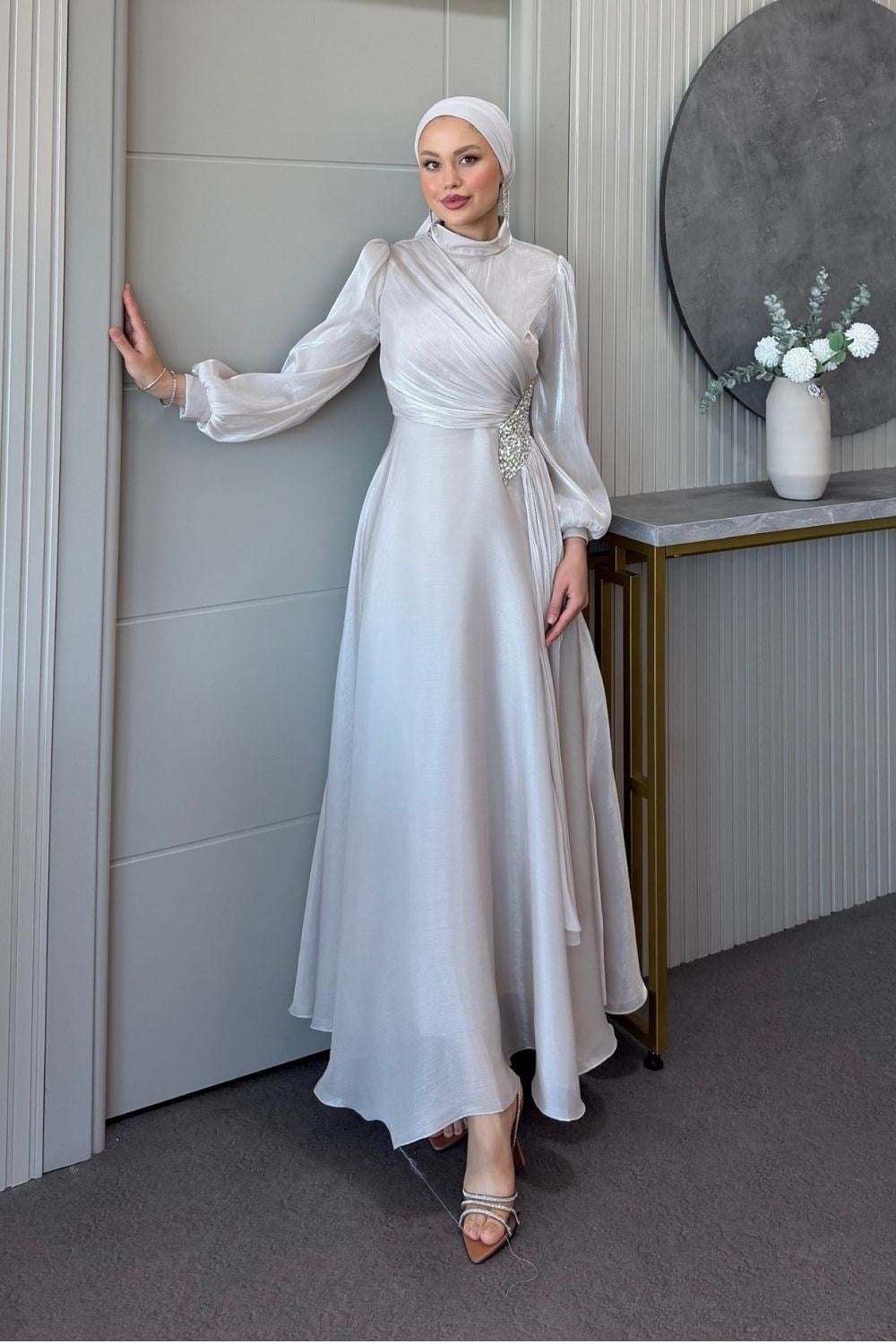 Kristal Drape Detay Abiye Bej
