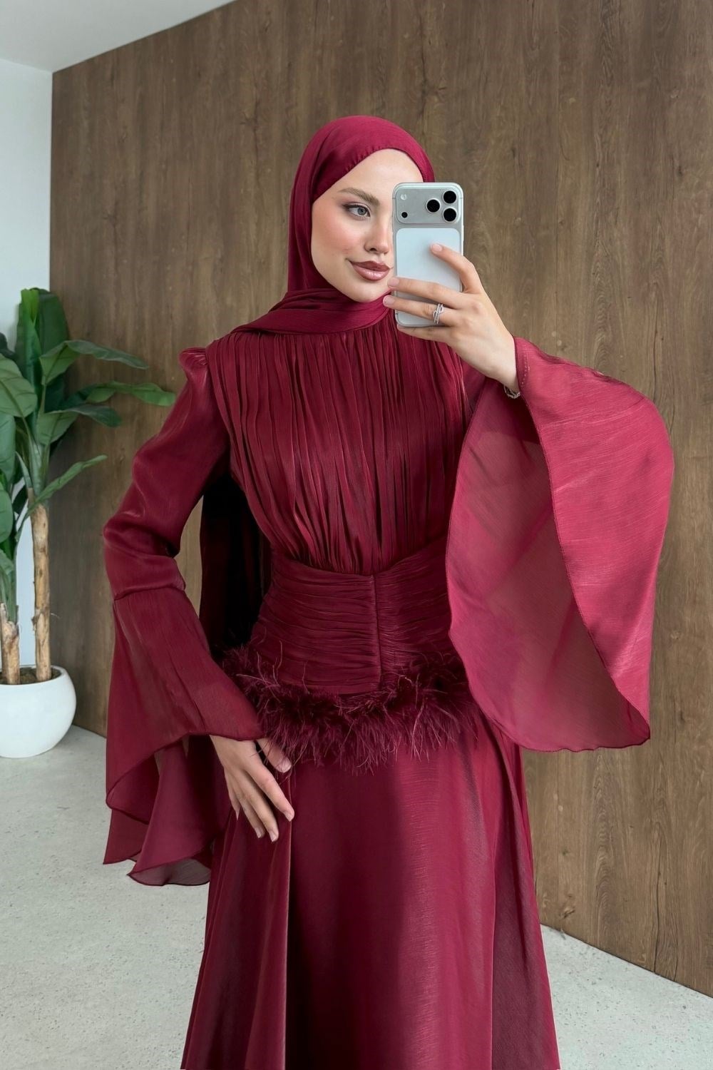 Yonca Bel Drape Tüylü Abiye Bordo