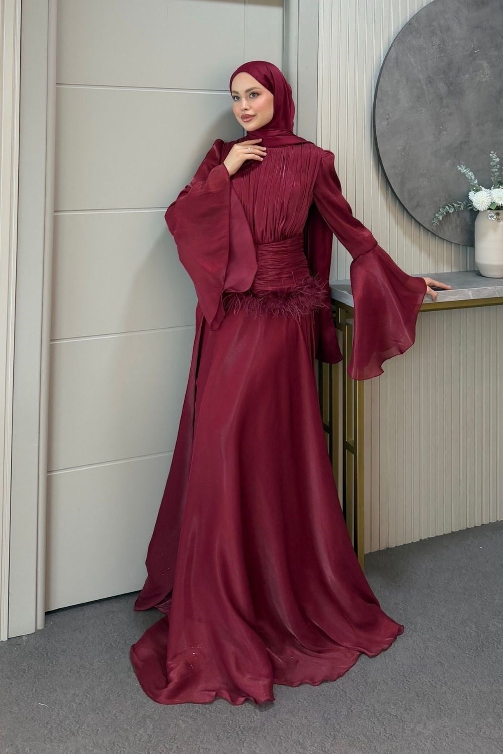 Yonca Bel Drape Tüylü Abiye Bordo