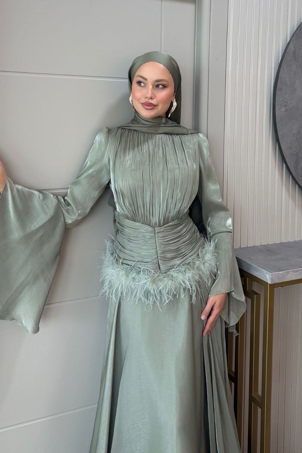 Yonca Bel Drape Tüylü Abiye Mint