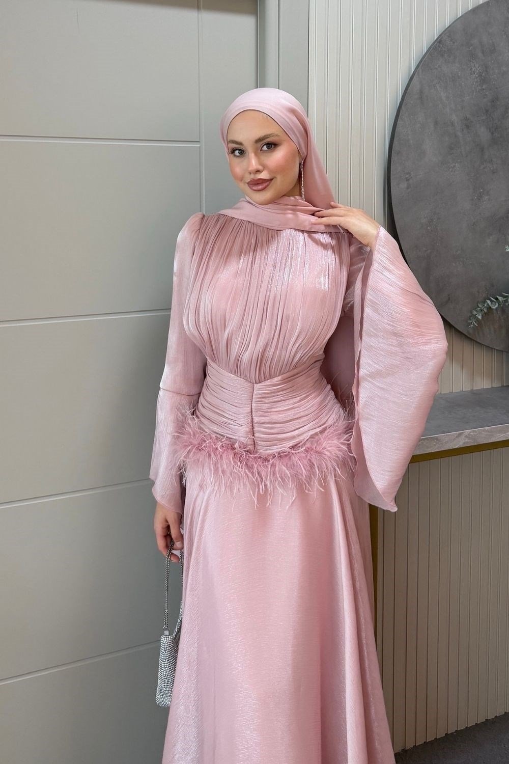 Yonca Bel Drape Tüylü Abiye Pudra