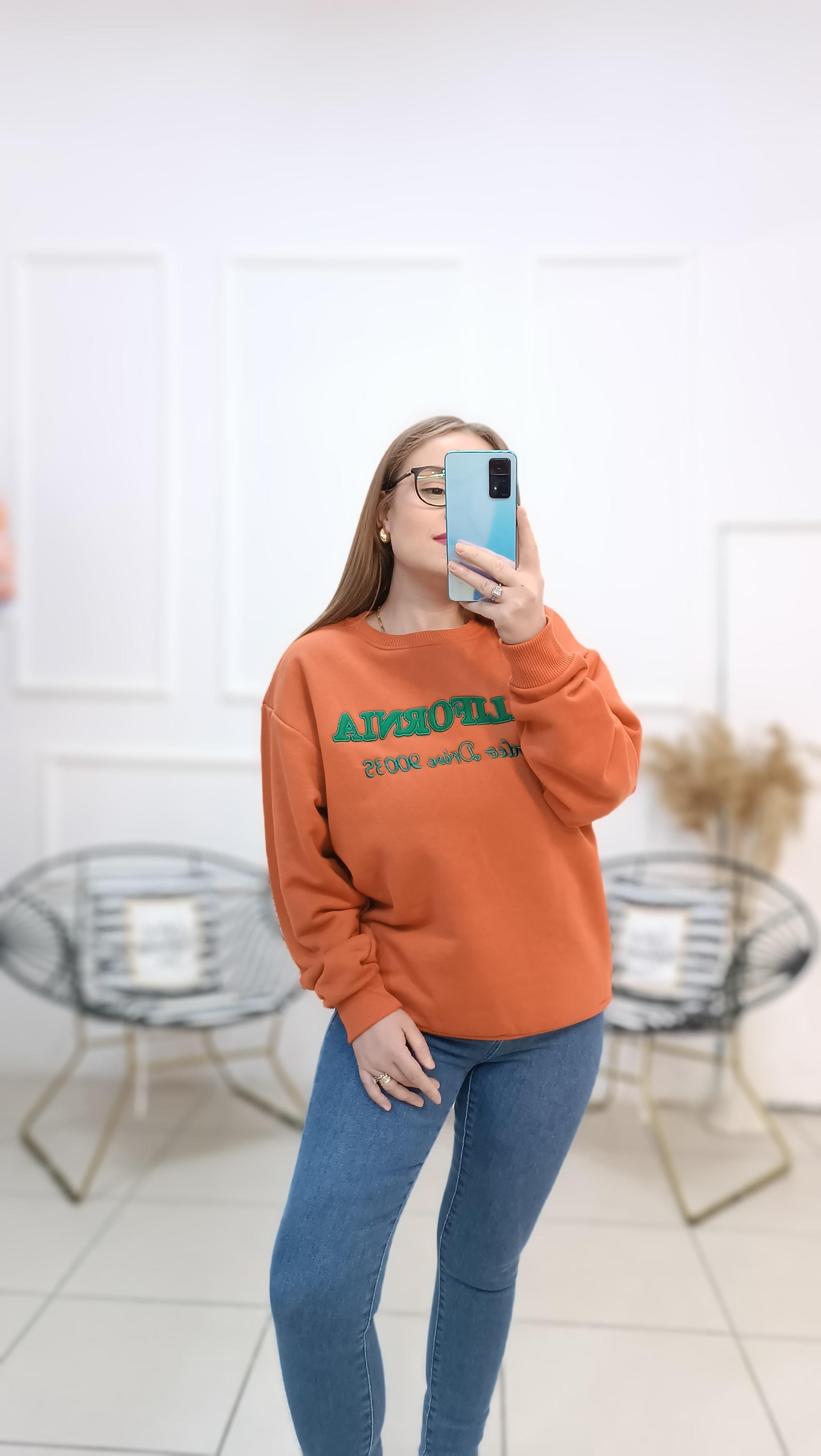 Bisiklet Yaka İçi Şardonlu Sweatshirt
