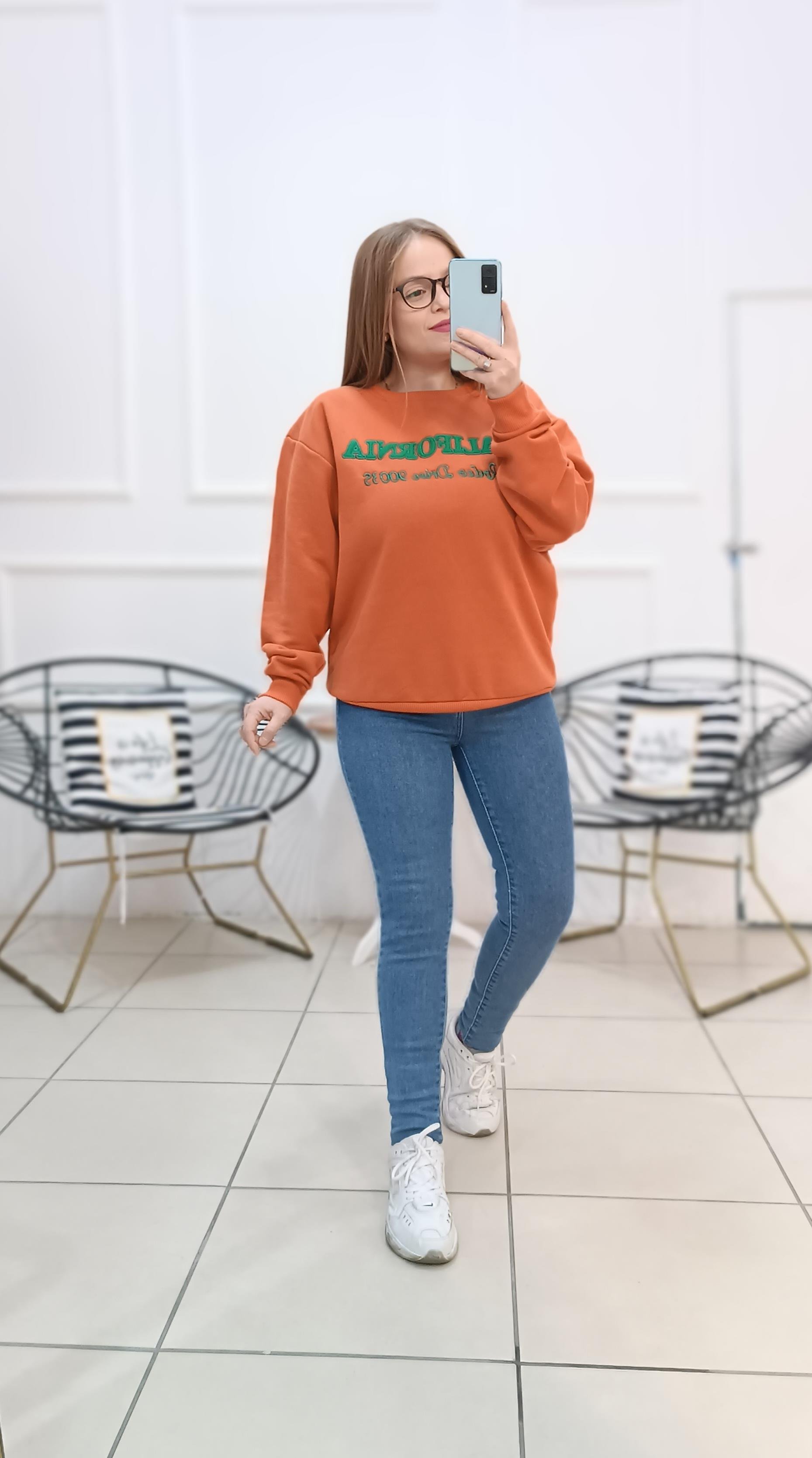 Bisiklet Yaka İçi Şardonlu Sweatshirt