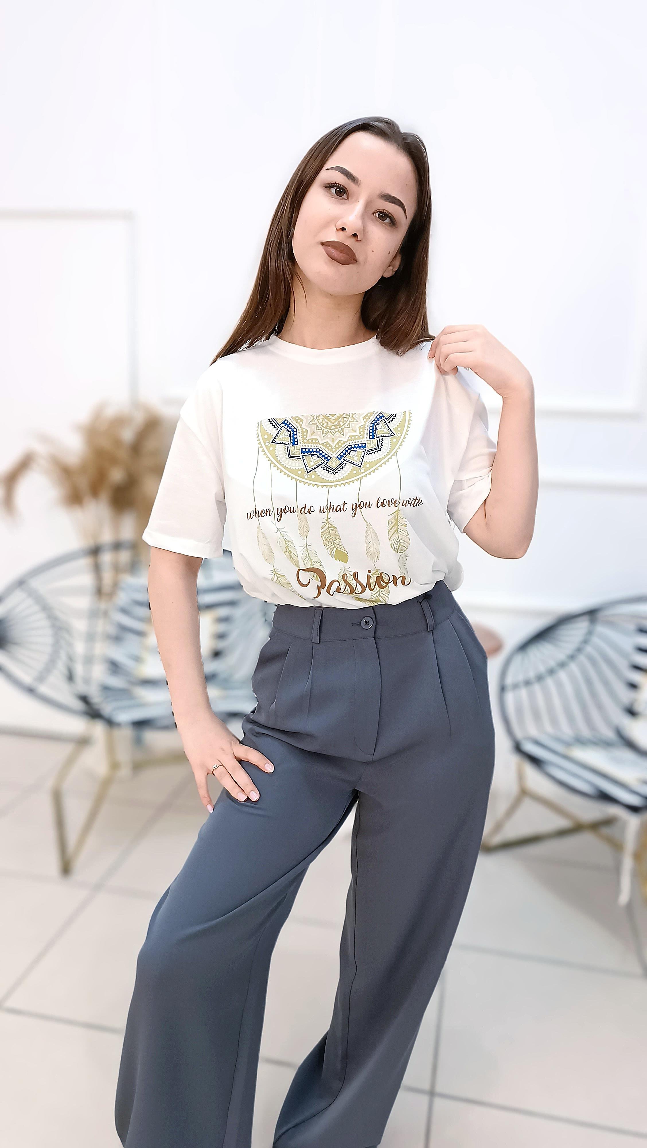 Etnik Desen Baskılı Oversize Tişört