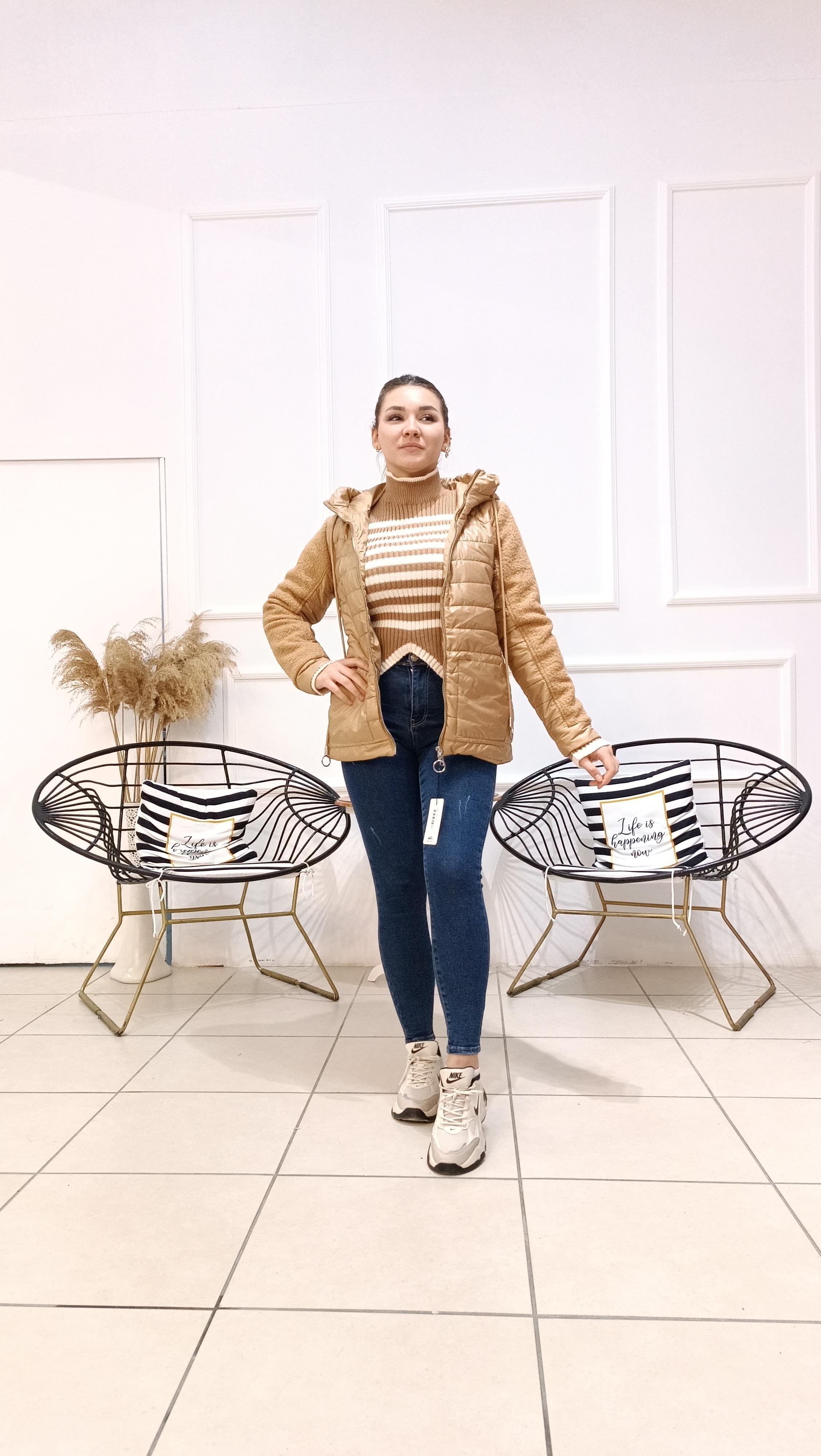 Kolları Kaşe Detaylı Robin Mont