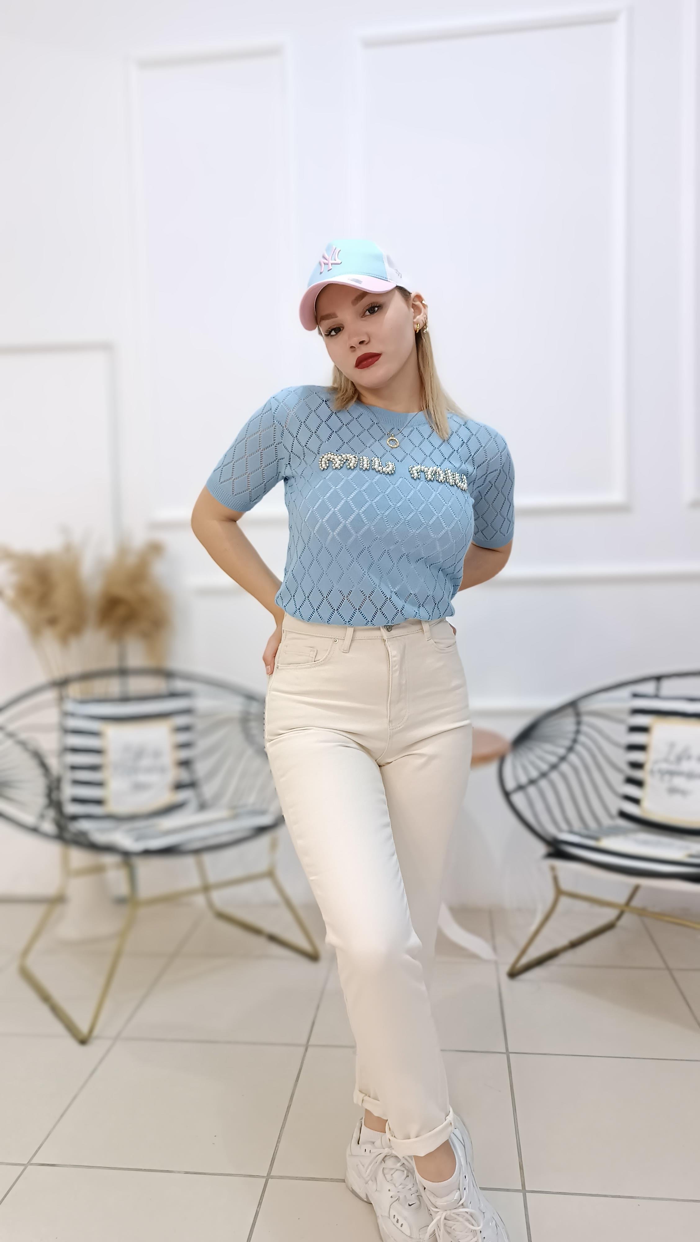 Miu Miu Taş ve İnci İşlemeli Ajurlu Bluz