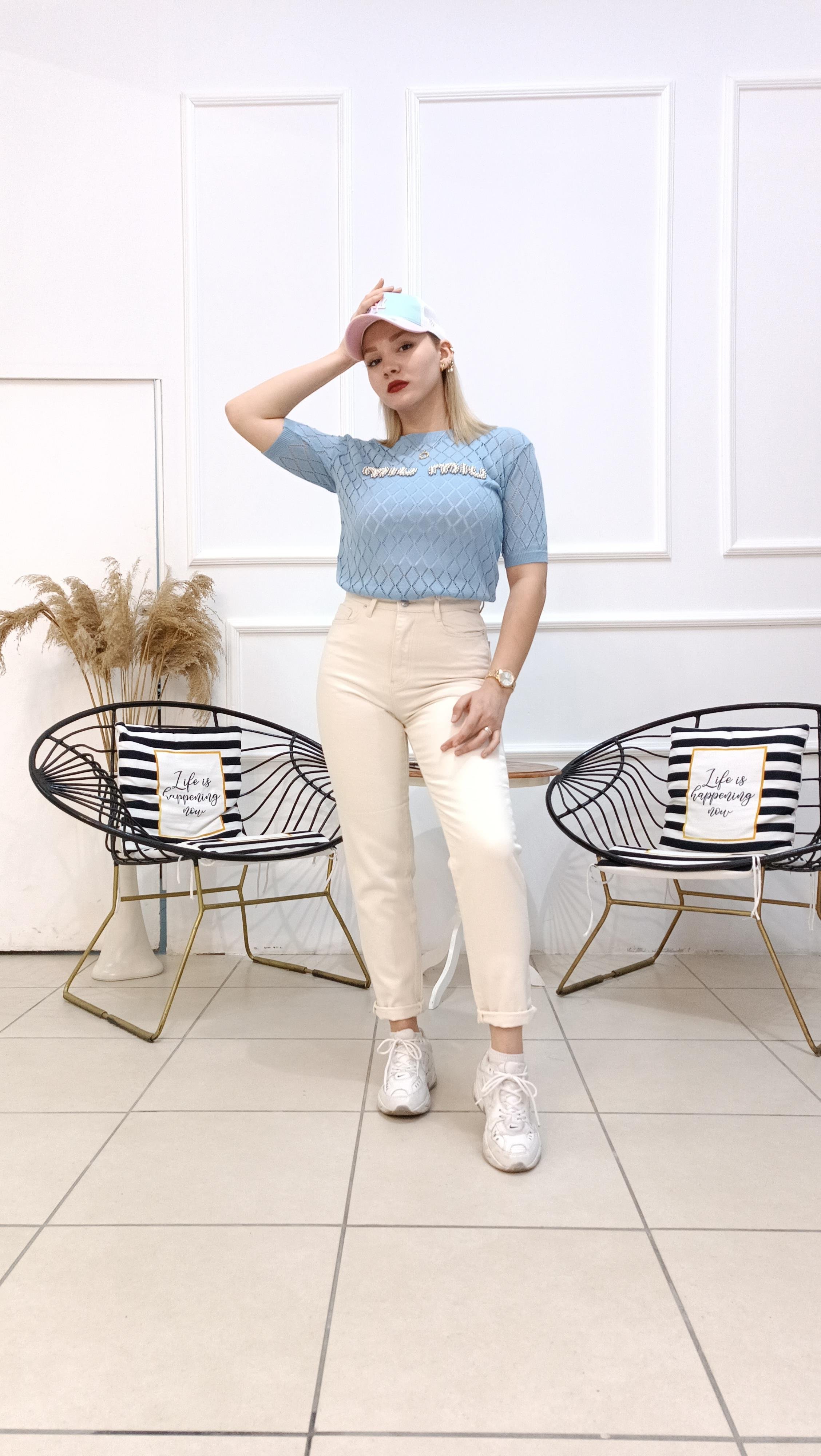 Miu Miu Taş ve İnci İşlemeli Ajurlu Bluz